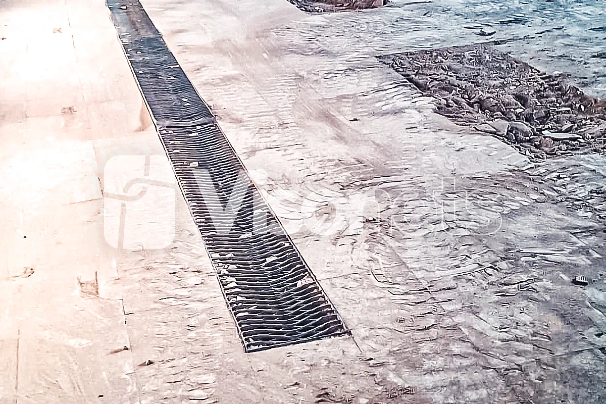 U-type safety nets plus VISORNETS plastic membrane to keep the work area clean - VISOR FALL ARREST NETS